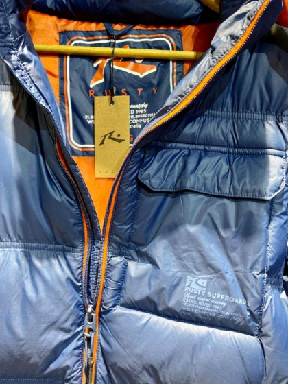 Campera Rusty (Naranja/Azul)