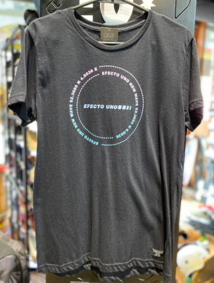 Remera Efecto Uno Dimension
