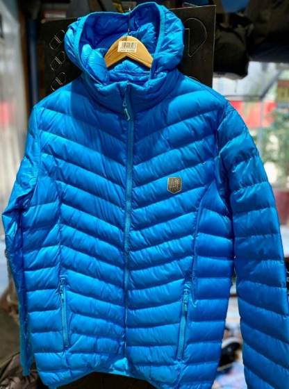 Campera Rusty Pluma Celeste