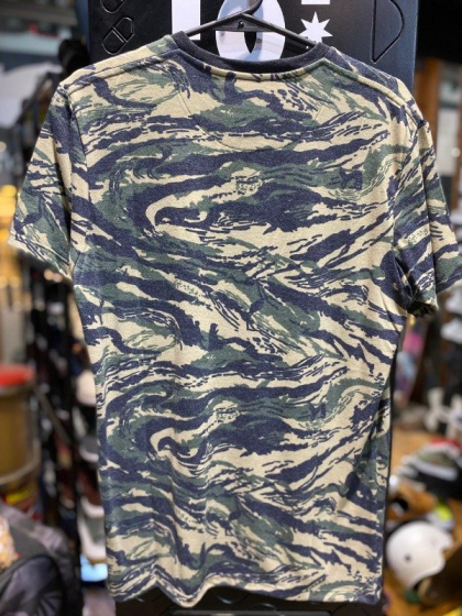 Remera Element Tiger