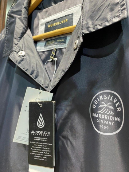 Campera Quiksilver Rompe viento