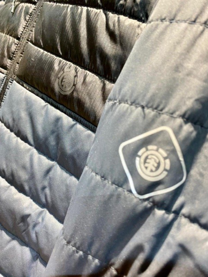 Campera Element (Negro/Gris)