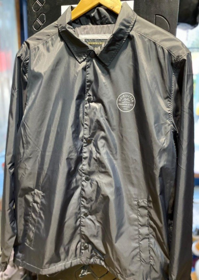 Campera Quiksilver Rompe viento