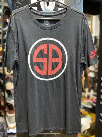 Remera Nike Sb Plate