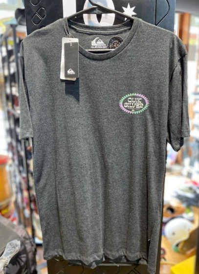 Remera Quiksilver Shapers Script
