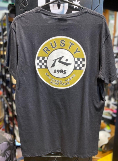 Remera Rusty Tour 85