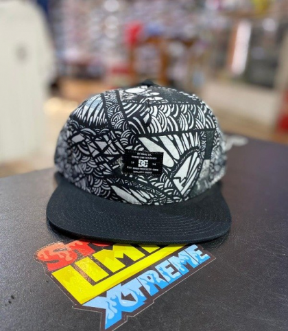 Gorra Dc darbotz collab