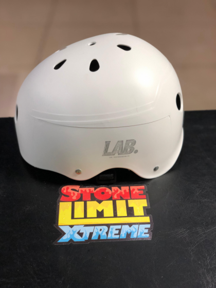 Casco para skate ,longboard y roller LAB
