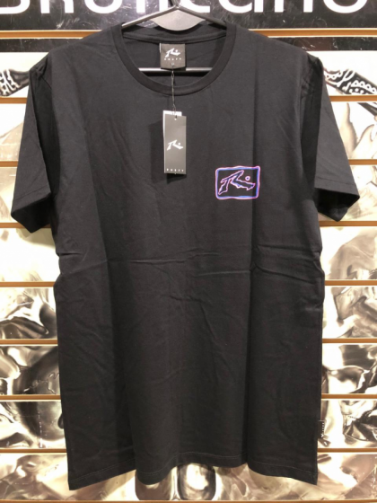 Remera Rusty Queen Island
