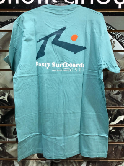 Remera Rusty Art Deko